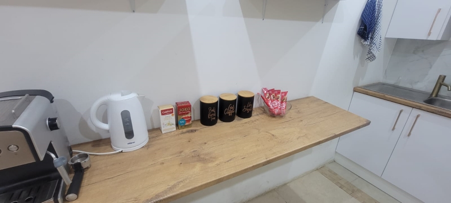 To Let commercial Property for Rent in Jeffreys Bay Central Eastern Cape